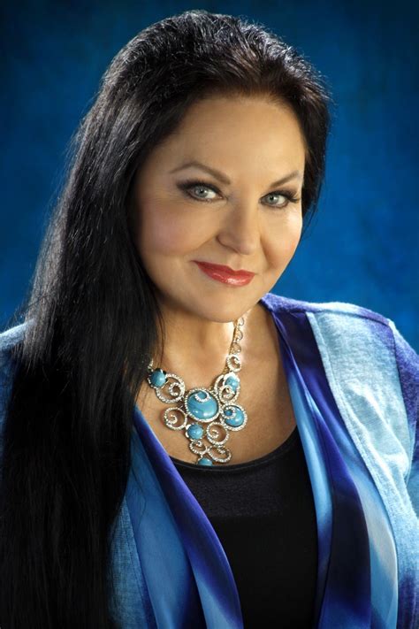 Crystal Gayle's Unique Talent: Weaving Magic Through Her Songs